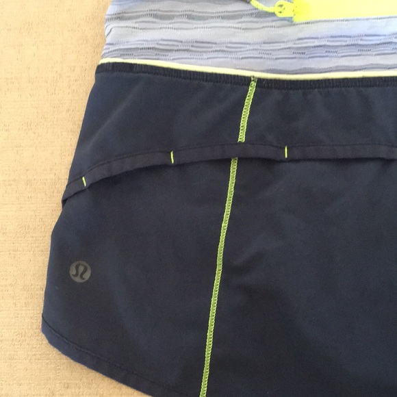 Lululemon Athletica Navy/Space Dye Twist Running Shorts - Picture 9 of 10